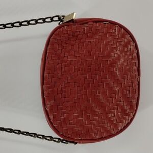 Anthropologie red rust weave round faux vegan leather crossbody with chain strap